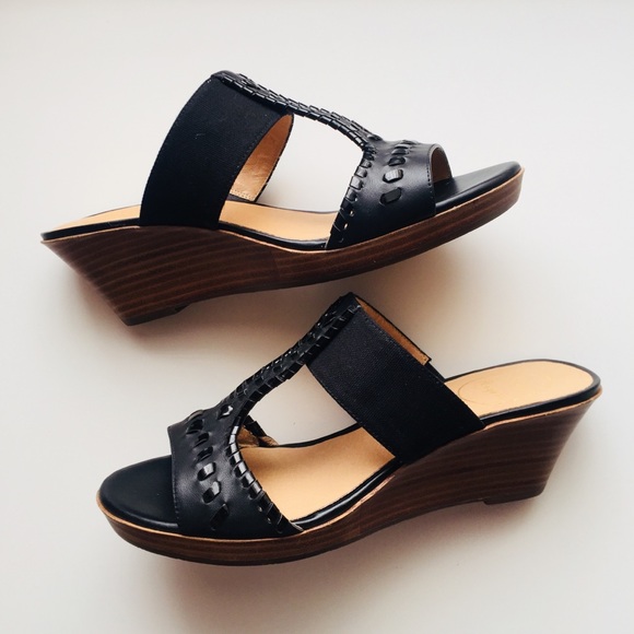 Jack Rogers Shoes - NIB Jack Rogers Black Wedges